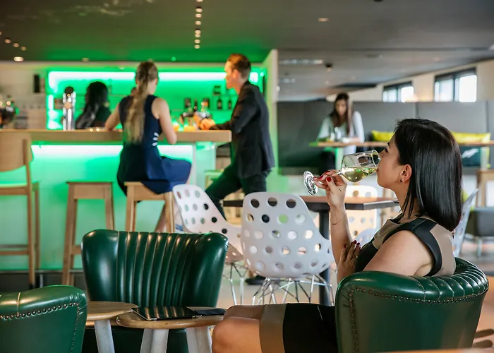 Arcotel Donauzentrum Hotel